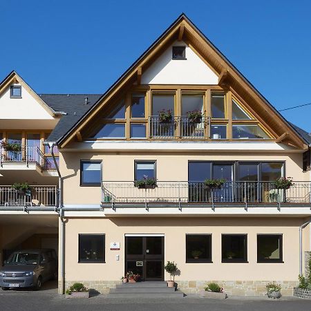 Weingut Eduard Kroth Briedel Dış mekan fotoğraf